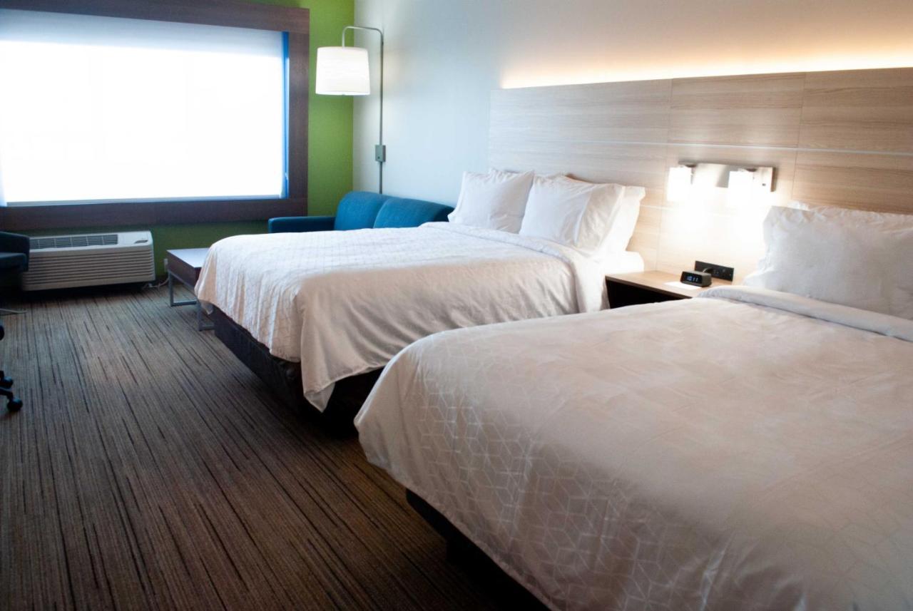 Holiday Inn Express & Suites Edmonton N - St Albert By Ihg Saint Albert Buitenkant foto