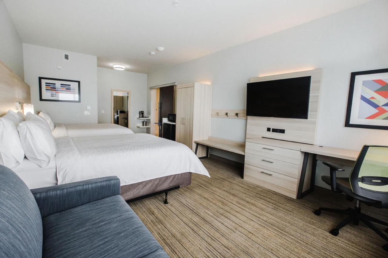 Holiday Inn Express & Suites Edmonton N - St Albert By Ihg Saint Albert Buitenkant foto