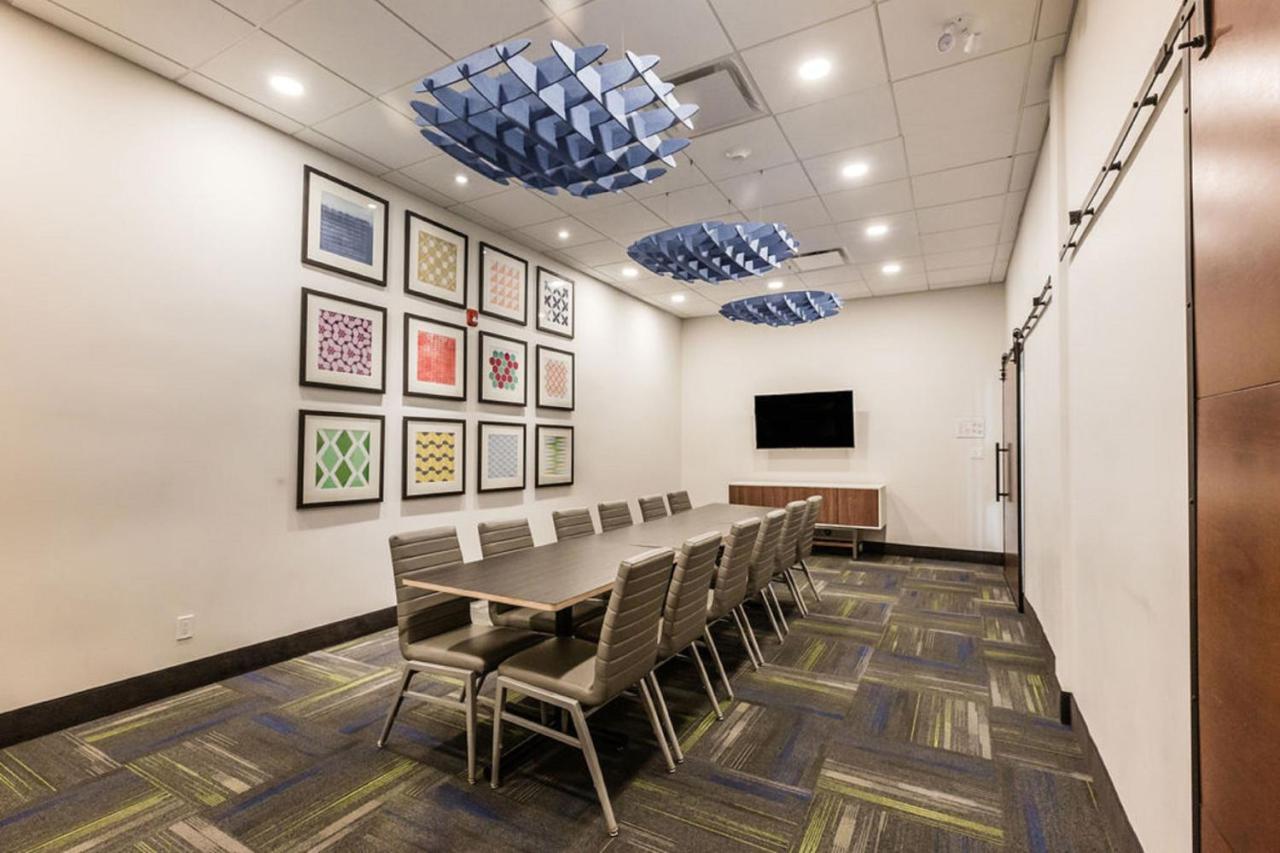 Holiday Inn Express & Suites Edmonton N - St Albert By Ihg Saint Albert Buitenkant foto